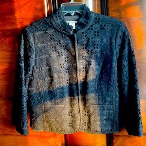 Wool Designer short coat w intricate design, fully lined, all black in color.